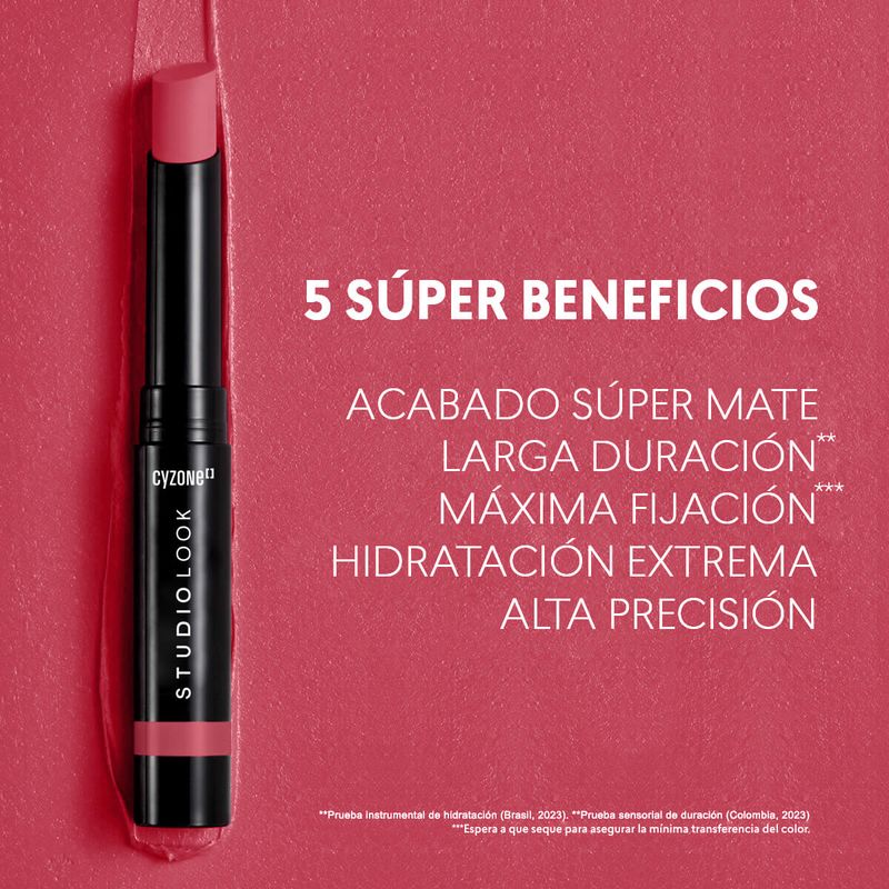 El-duo-perfecto-que-combina-la-intensidad-de-una-fragancia-oriental-dulce-y-un-labial-mate-en-barra