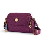 Mini-Morral-Walda-en-poliester-morado-con-tapa-cierre-bolsillos-laterales-y-asa-regulable.