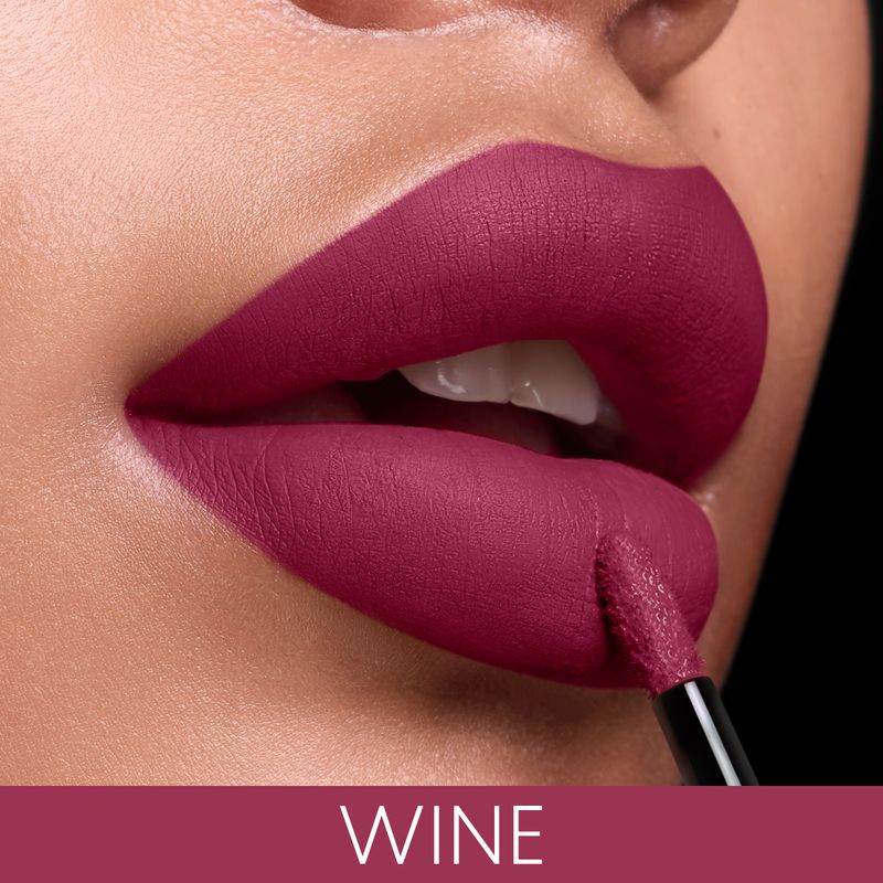 Labial-liquido-mate-de-24H-de-duracion-con-hidratacion-profunda-y-colores-intensos-no-transfer.