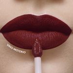 set-sexy-glam-incluye-mascara-de-pestanas-labial-liquido-y-paleta-de-sombras